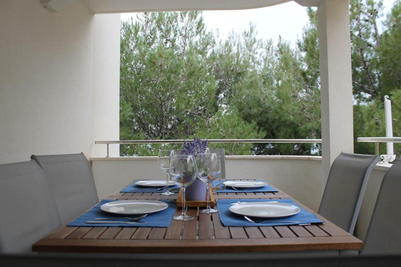 Apartman M&M Stara Novalja Exterior photo